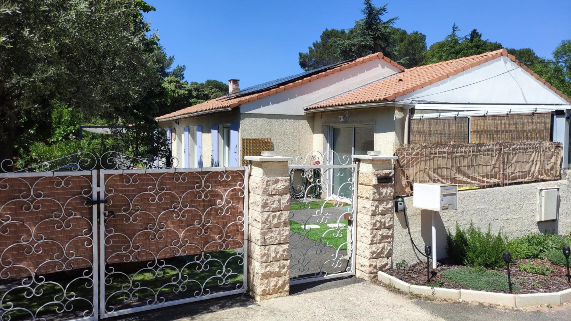 Le Jardin Des Rocailles - Villa 4 Chambres Climatisee Avec Piscine A Deux Pas D'Avignon Villeneuve-les-Avignon Bagian luar foto