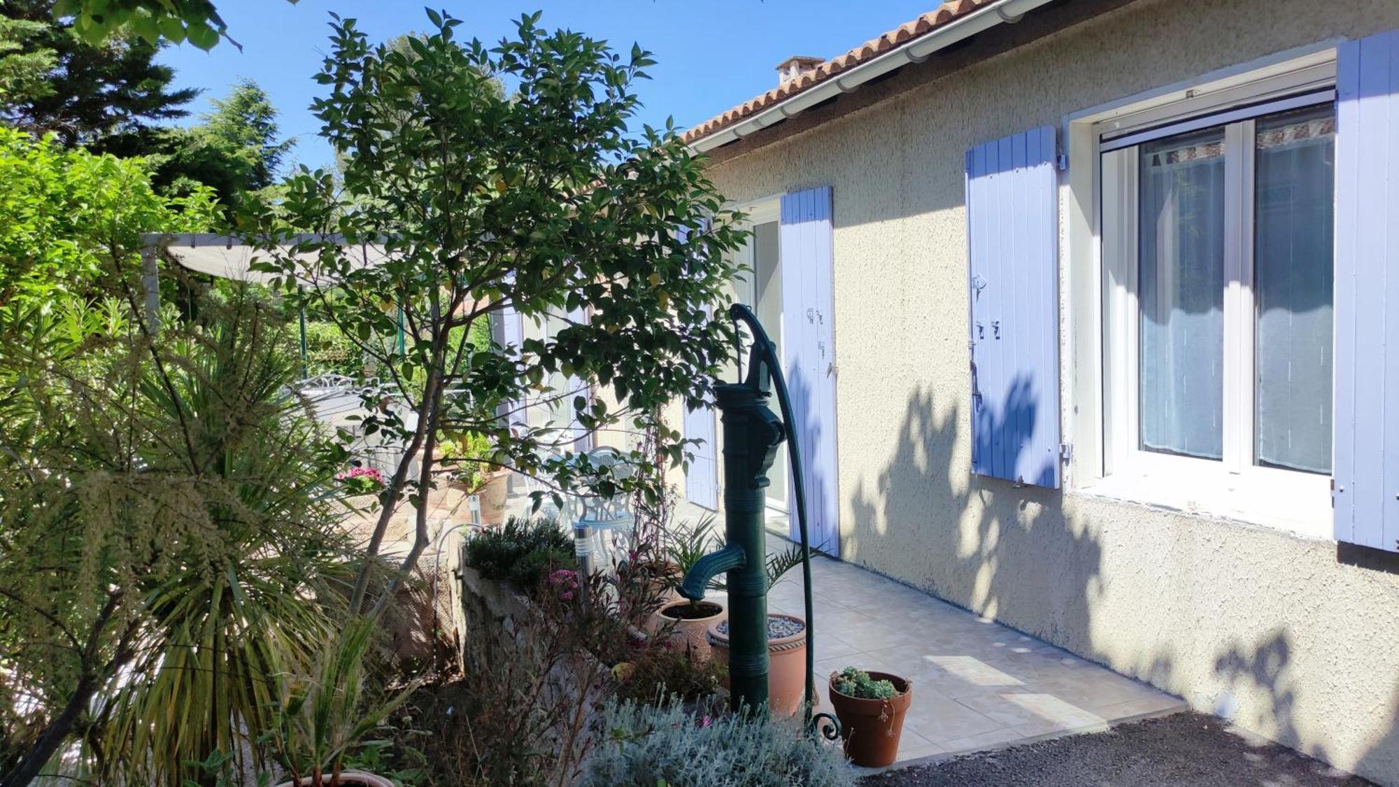 Le Jardin Des Rocailles - Villa 4 Chambres Climatisee Avec Piscine A Deux Pas D'Avignon Villeneuve-les-Avignon Bagian luar foto