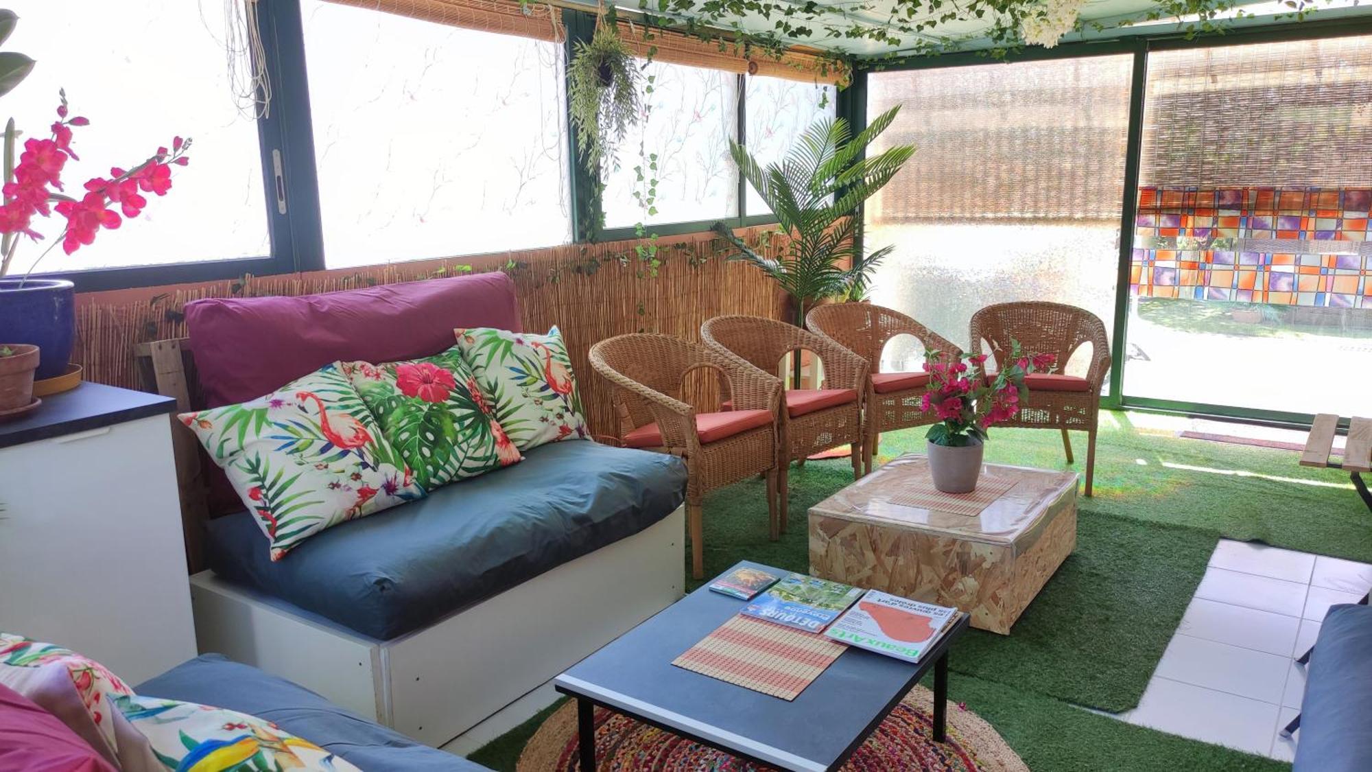 Le Jardin Des Rocailles - Villa 4 Chambres Climatisee Avec Piscine A Deux Pas D'Avignon Villeneuve-les-Avignon Bagian luar foto